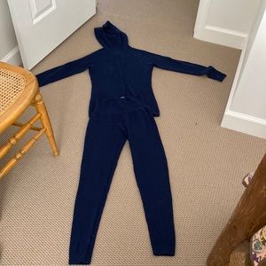 Patagonia thermal shirt and pants XS